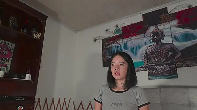 ariana-white- online show from February 7, 1:57 am