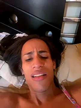 AlexaWarner online show from December 21, 2:52 pm