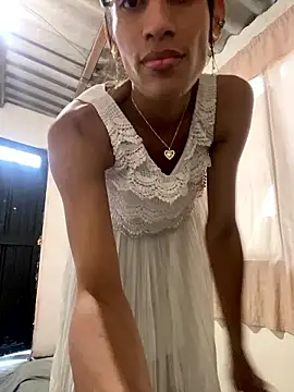 AlexaWarner online show from January 8, 5:08 pm