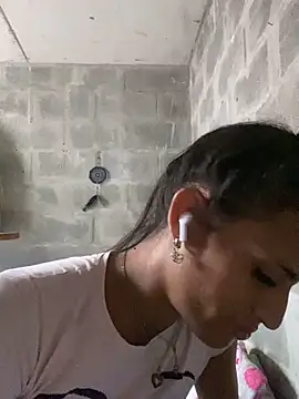 AlexaWarner online show from May 13, 12:12 pm