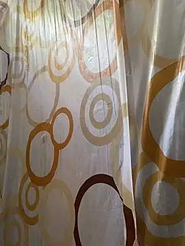 AlexaWarner online show from December 19, 5:37 pm