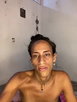 AlexaWarner online show from June 1, 8:08 pm