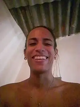 AlexaWarner online show from November 20, 4:07 pm