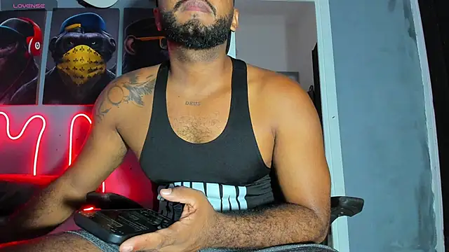 Snapshot of Hardboy_latin chatting on September 18, 2:36 am Hardboy latin online show from September 18, 2:36 am