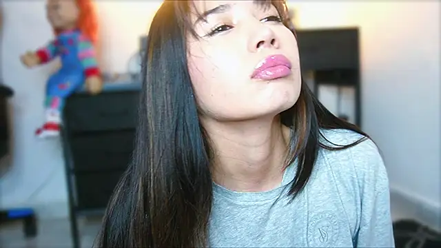 Snapshot of AlessiaVix chatting on January 27, 8:49 pm AlessiaVix online show from January 27, 8:49 pm