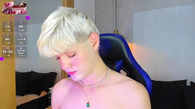 VladHellsing4 online show from March 20, 2:18 pm