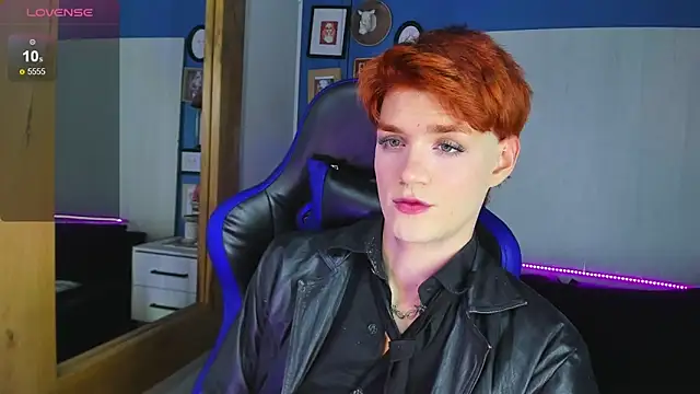 VladHellsing4 online show from October 2, 1:58 pm