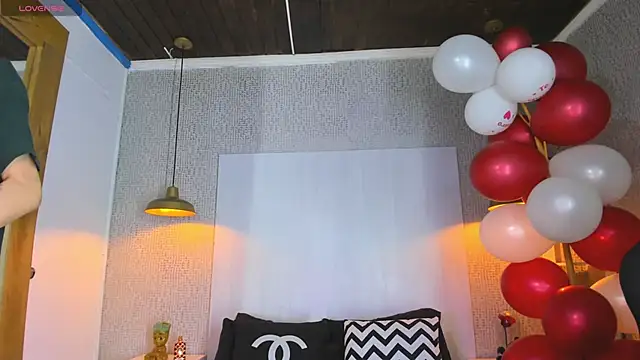 VladHellsing4 online show from February 22, 4:30 pm