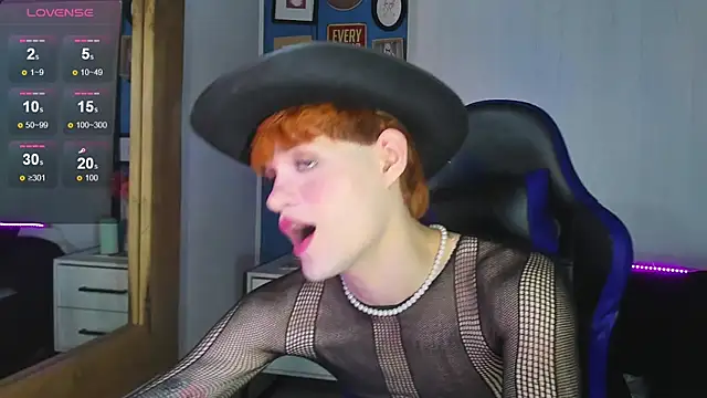 VladHellsing4 online show from September 19, 2:43 pm