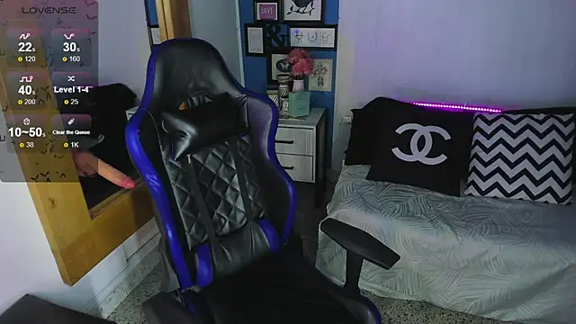 VladHellsing4 online show from November 9, 4:11 pm