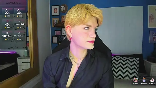 VladHellsing4 online show from November 4, 2:32 pm