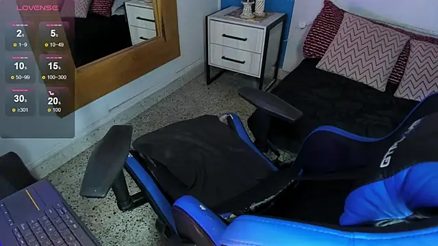 VladHellsing4 online show from March 7, 4:11 pm