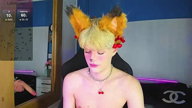 VladHellsing4 online show from November 29, 2:39 pm