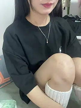 Snapshot of Lovely_kute chatting on March 19, 4:45 pm Lovely kute online show from March 19, 4:45 pm