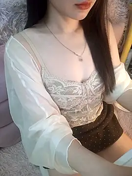 Lovely kute online show from April 7, 8:21 pm