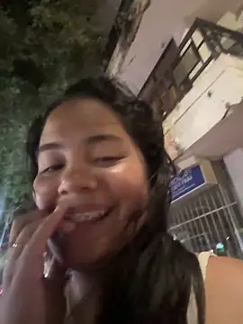 Snapshot of Shelmii chatting on June 14, 4:35 am Shelmii online show from June 14, 4:35 am