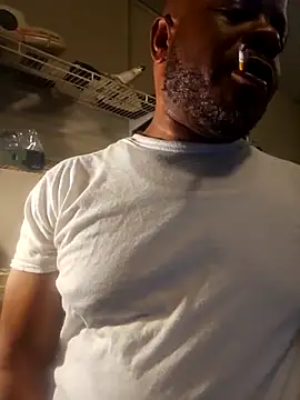 personalityalwayswins2 online show from December 17, 4:39 am