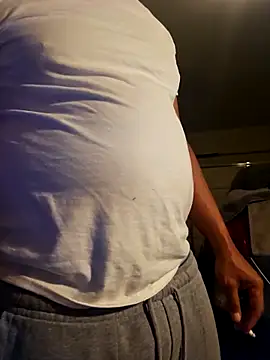 Snapshot of personalityalwayswins2 chatting on October 21, 3:39 am personalityalwayswins2 online show from October 21, 3:39 am