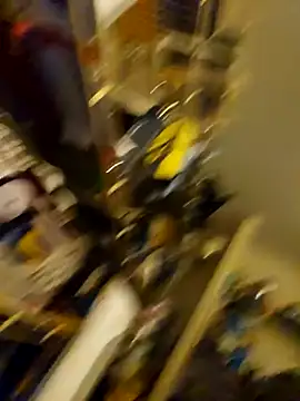 Snapshot of personalityalwayswins2 chatting on February 15, 3:31 am personalityalwayswins2 online show from February 15, 3:31 am