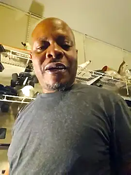 Snapshot of personalityalwayswins2 chatting on February 23, 5:56 am personalityalwayswins2 online show from February 23, 5:56 am