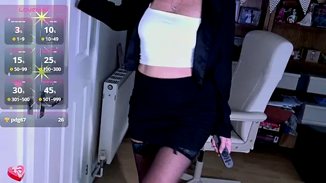 TopazCamgirl online show from December 11, 2:44 pm