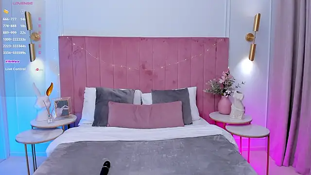 Snapshot of MilaVoxx chatting on March 19, 5:41 am MilaVoxx online show from March 19, 5:41 am