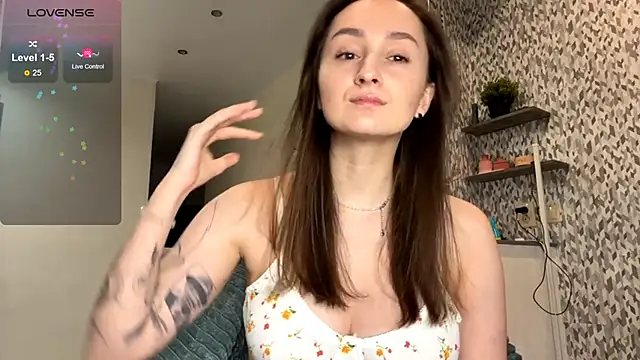 Eva Eva  online show from November 24, 8:53 pm