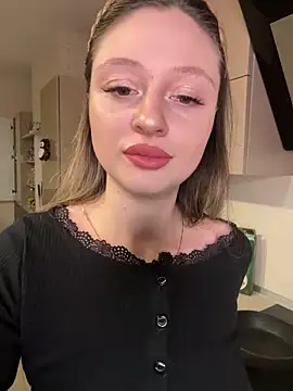 Kimsweet7 online show from February 21, 6:04 pm