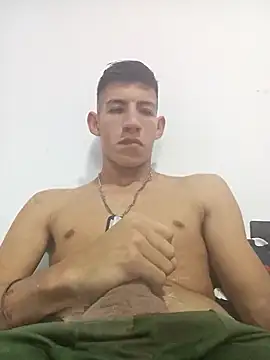 Snapshot of sbsmenhot chatting on February 23, 8:44 pm sbsmenhot online show from February 23, 8:44 pm