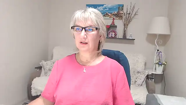 FleurMays online show from October 6, 4:57 am