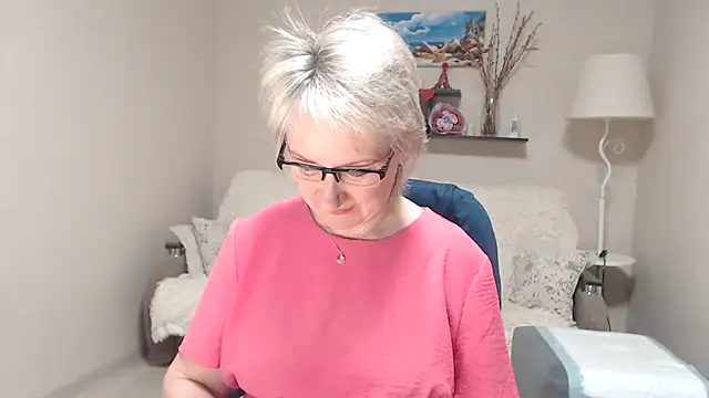 Snapshot of FleurMays chatting on February 26, 3:39 am FleurMays online show from February 26, 3:39 am