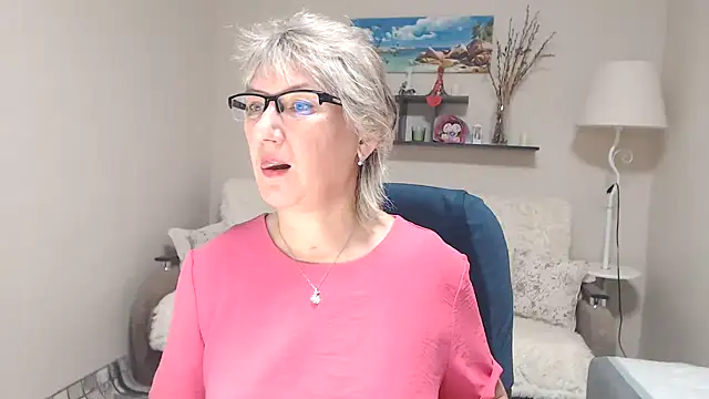 FleurMays online show from November 2, 5:56 am