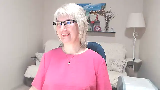 FleurMays online show from May 26, 4:10 am
