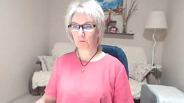 Snapshot of FleurMays chatting on February 20, 6:26 am FleurMays online show from February 20, 6:26 am