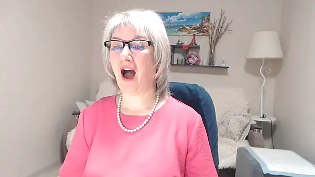 FleurMays online show from March 20, 3:29 am