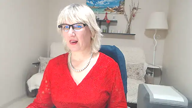 FleurMays online show from March 16, 1:06 pm