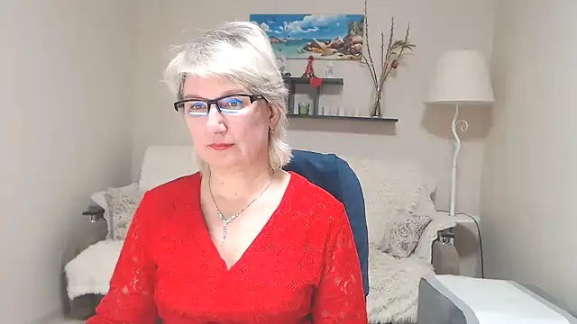 FleurMays online show from February 18, 1:22 pm