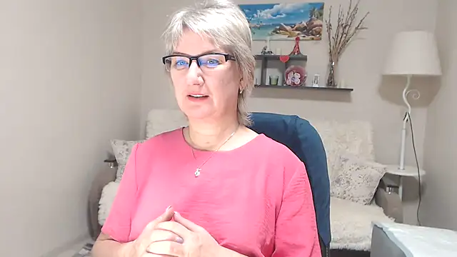 FleurMays online show from October 28, 3:07 am