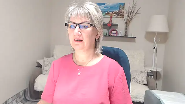 FleurMays online show from November 4, 3:43 am