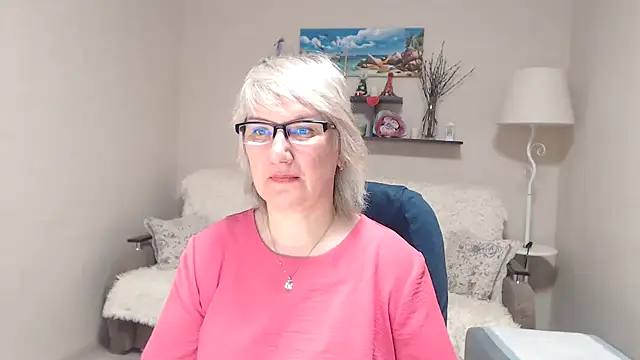 FleurMays online show from April 18, 3:53 am