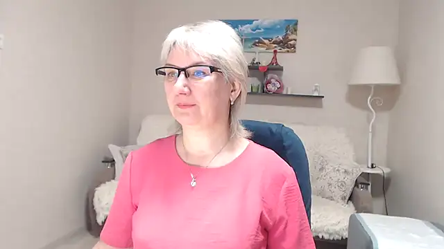 FleurMays online show from March 29, 3:41 am