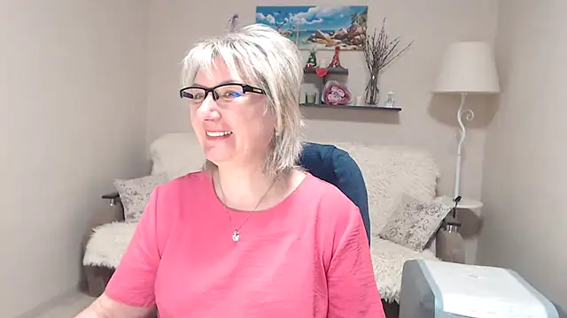FleurMays online show from April 27, 4:10 am