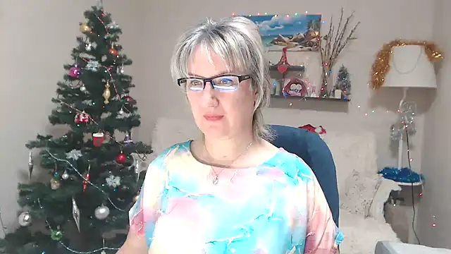 FleurMays online show from December 17, 5:34 am