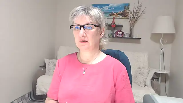 FleurMays online show from December 14, 4:40 am