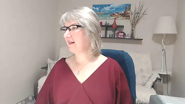 FleurMays online show from December 5, 4:55 am