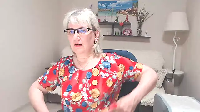 FleurMays online show from May 24, 5:18 am