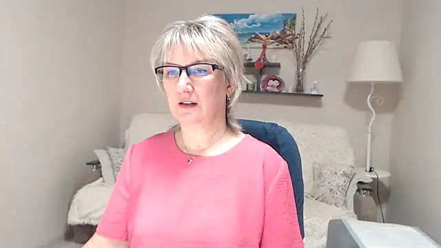 Snapshot of FleurMays chatting on February 13, 4:56 am FleurMays online show from February 13, 4:56 am