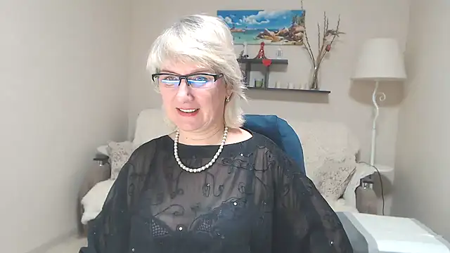 FleurMays online show from February 25, 1:00 pm