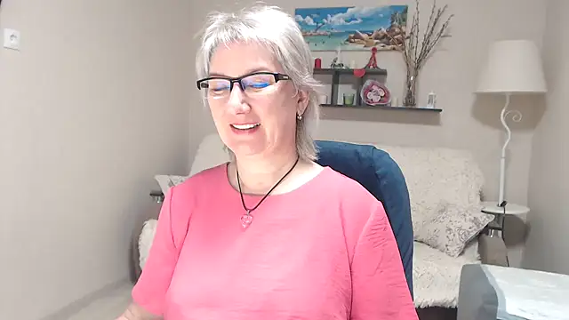 Snapshot of FleurMays chatting on February 22, 5:10 am FleurMays online show from February 22, 5:10 am