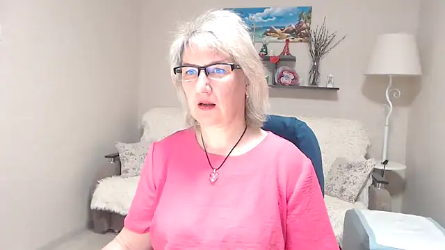 FleurMays online show from May 12, 3:25 am